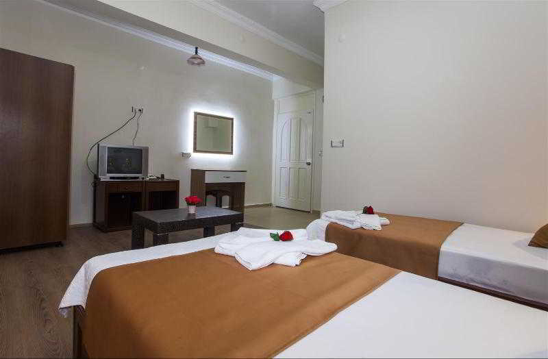 Boreas Suit Hotel อลันยา ภายนอก รูปภาพ